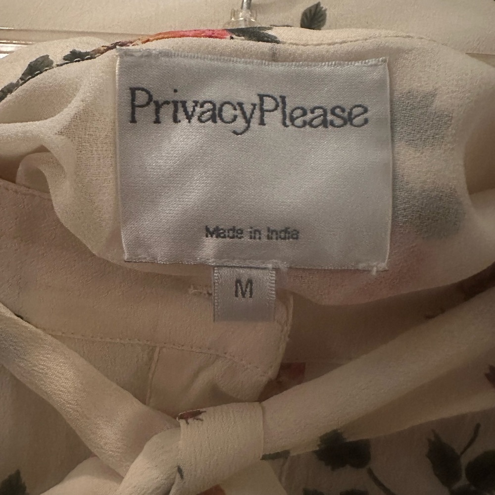 Privacy Please Skirt - Picture 4 of 5